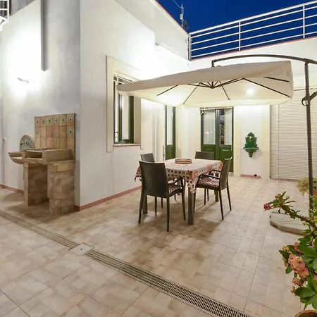 Il Giardino Delle Meraviglie Vakantiehuis Floridia